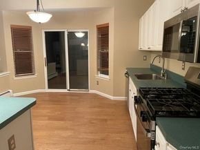 87 Summerfield Drive, Holtsville NY 11742