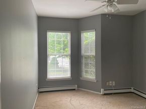 87 Summerfield Drive, Holtsville NY 11742
