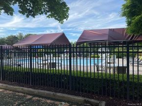 87 Summerfield Drive, Holtsville NY 11742