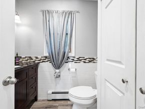 11 Lincoln Court, Copiague NY 11726