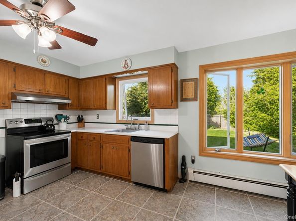 11 Lincoln Court, Copiague NY 11726