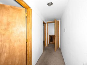 674 Henry Street, Uniondale NY 11553