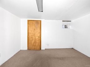 674 Henry Street, Uniondale NY 11553