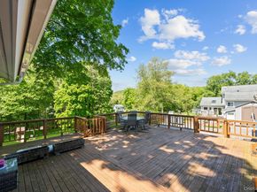 2463 N Pine Grove Court, Yorktown Heights NY 10598