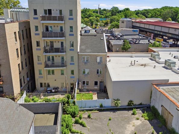 2011 Colonial Avenue, Bronx NY 10461
