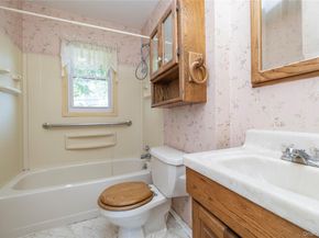 175 Lee Avenue, Hicksville NY 11801