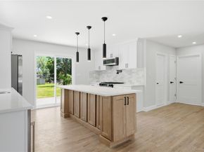 1707 N Gardiner Drive, Bay Shore NY 11706