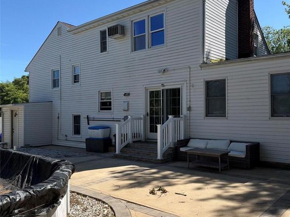 2927 Brower Avenue, Oceanside NY 11572