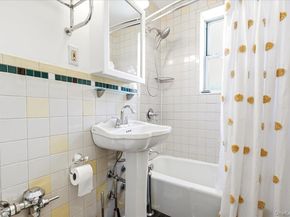 143-25 84th Drive 4J, Briarwood NY 11435