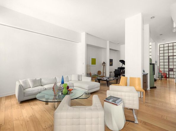 327 E 18TH Street, New York (Manhattan) NY 10003
