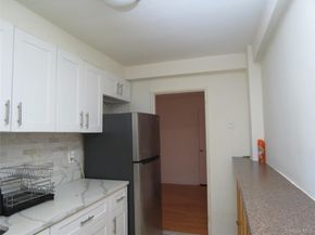 147-14 84th Road 2A, Briarwood NY 11435
