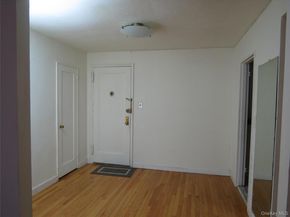 147-14 84th Road 2A, Briarwood NY 11435
