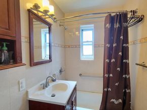 111-09 66 Road 3A, Forest Hills NY 11375