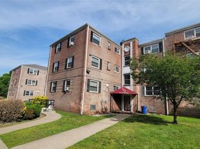 111-09 66 Road 3A, Forest Hills NY 11375