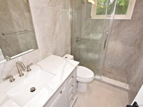 16 Lincoln Drive, Oakdale NY 11769