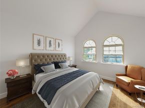 187 Sequams Lane Center, West Islip NY 11795