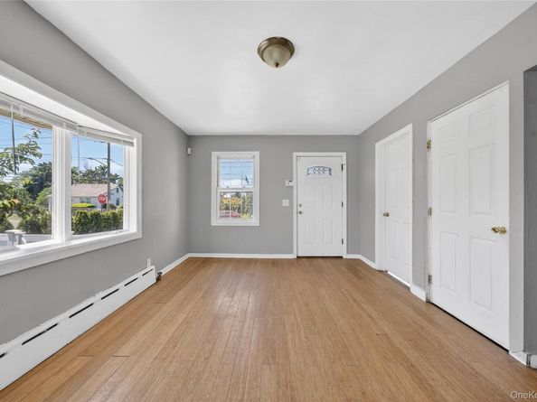 86 Remsen Avenue, Hempstead NY 11550