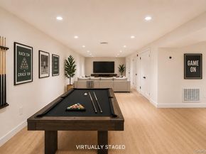 1 Glades Way, Halesite NY 11743
