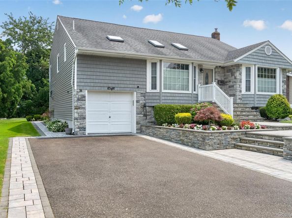 8 Yates Lane, Jericho NY 11753