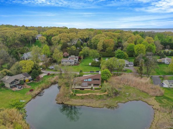 5 Kew Court, Northport NY 11768
