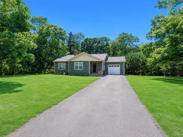 430 Yaphank Middle Island Road, Yaphank NY 11980