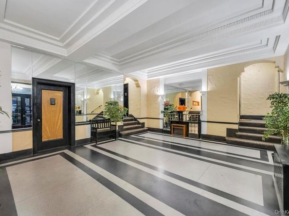2020 E 41st Street 2B, Brooklyn NY 11234