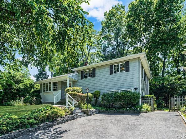 34 Gristmill Lane, Huntington NY 11743