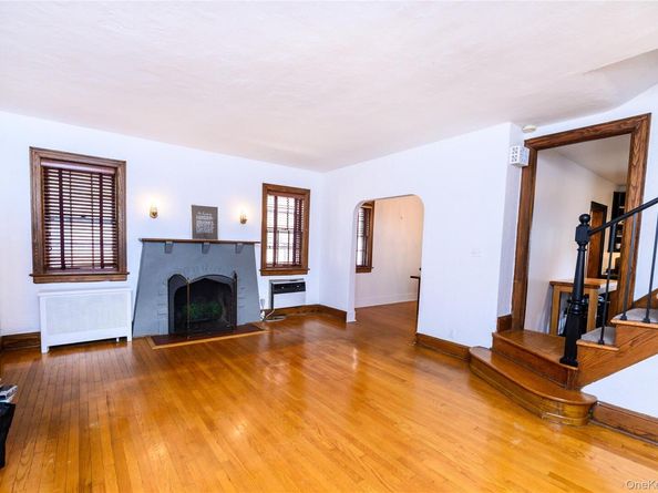 27-19 167 Street, Flushing NY 11358