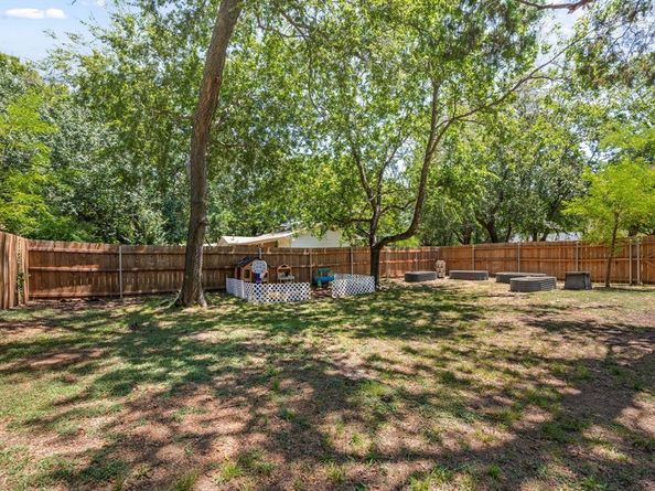 1940  Whippoorwill Lane , Denton Texas 76205