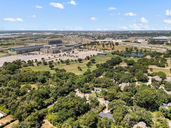 1940  Whippoorwill Lane , Denton Texas 76205