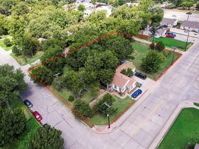 1715  Francis Street , Carrollton Texas 75006