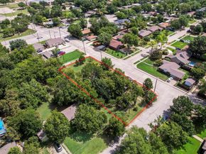 1715  Francis Street , Carrollton Texas 75006