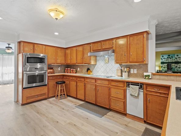 1407 S Alamo Road , Rockwall Texas 75087