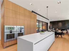 3736  Aviemore  , Fort Worth Texas 76109