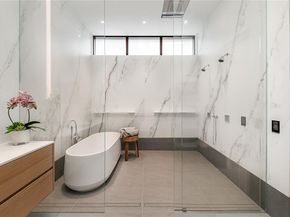 3736  Aviemore  , Fort Worth Texas 76109