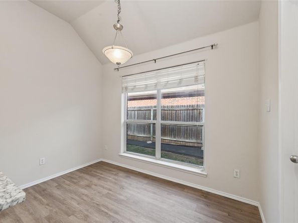 8953  Saranac Trail , Fort Worth Texas 76118