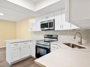 2671  Via Del Mar  , Carrollton Texas 75006