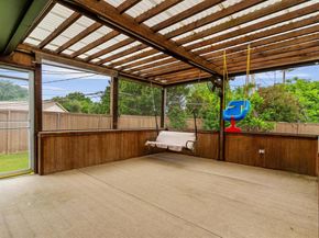 2600 S Meadow Drive , Fort Worth Texas 76133