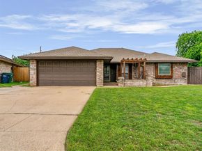 2600 S Meadow Drive , Fort Worth Texas 76133