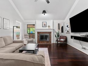 2600 S Meadow Drive , Fort Worth Texas 76133