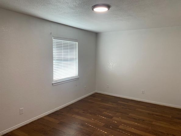 2825  Ridgecrest Drive , Fort Worth Texas 76133
