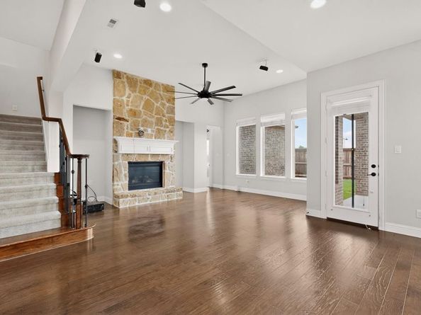 5901  The Esplanade Drive , McKinney Texas 75070