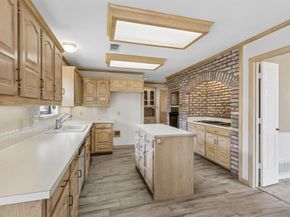 2212  Lorraine Drive , Carrollton Texas 75006