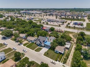 2666  Burton Avenue , Fort Worth Texas 76105