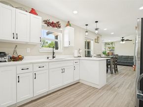 2666  Burton Avenue , Fort Worth Texas 76105
