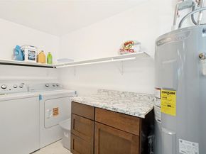 2666  Burton Avenue , Fort Worth Texas 76105