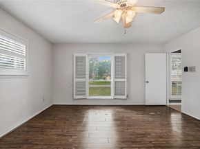 1726  Venetian Circle , Arlington Texas 76013