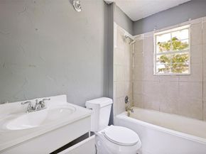 2351  Kingswood Drive , Dallas Texas 75228
