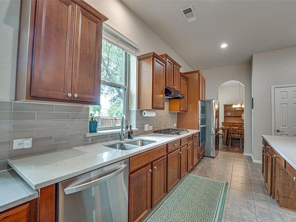 1351  Coastal Drive , Rockwall Texas 75087