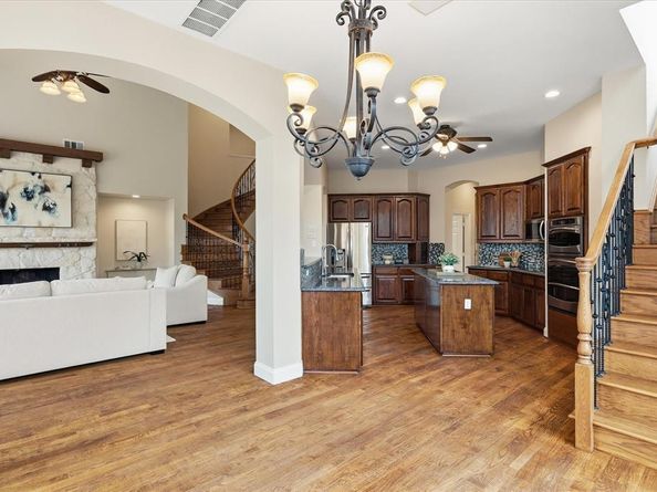 2518  Merlin Drive , Lewisville Texas 75056